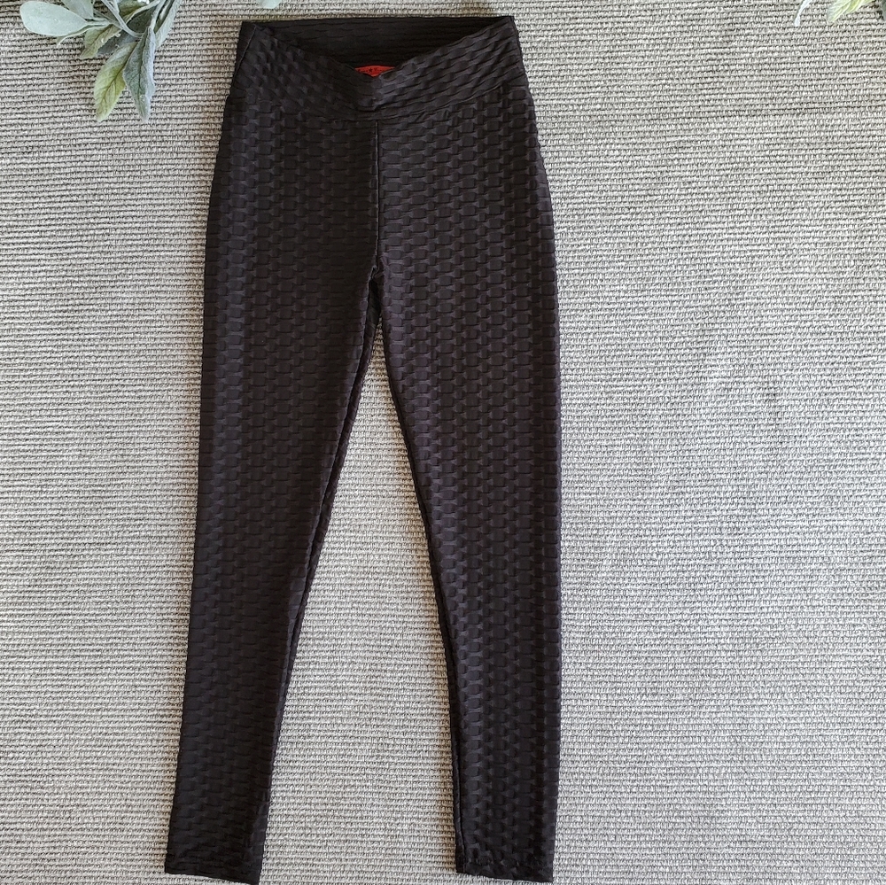 🔅🔅Honeycomb Booty Contouring Leggings TikTok Pants NWOT - Picture 2 of 8